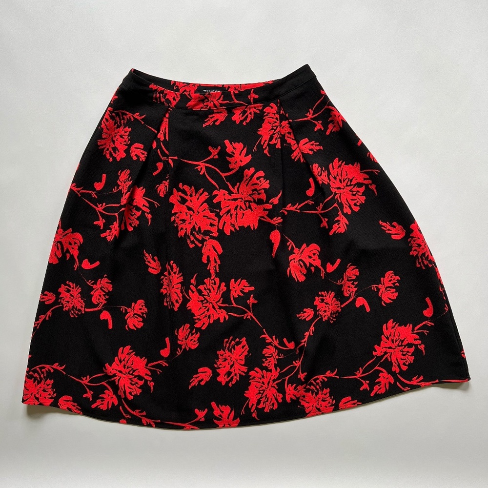 Who What Wear Women Red and Black Flared Skirt Size 10 - Picture 8 of 8